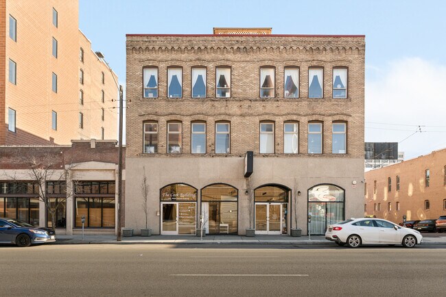 Plus de détails pour 811 W 2nd Ave, Spokane, WA - Bureau, Commerce de détail à louer