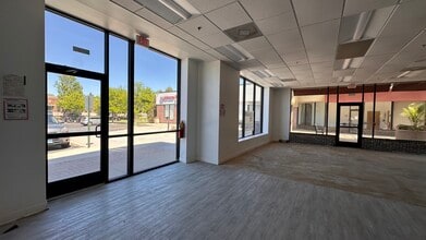 2300-2350 W Higgins Rd, Hoffman Estates, IL for lease Interior Photo- Image 1 of 13