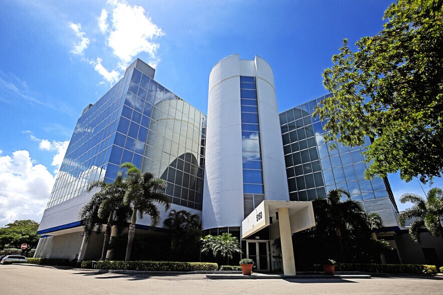 5150 Linton Blvd, Delray Beach, FL à louer - Photo du bâtiment - Image 2 de 14