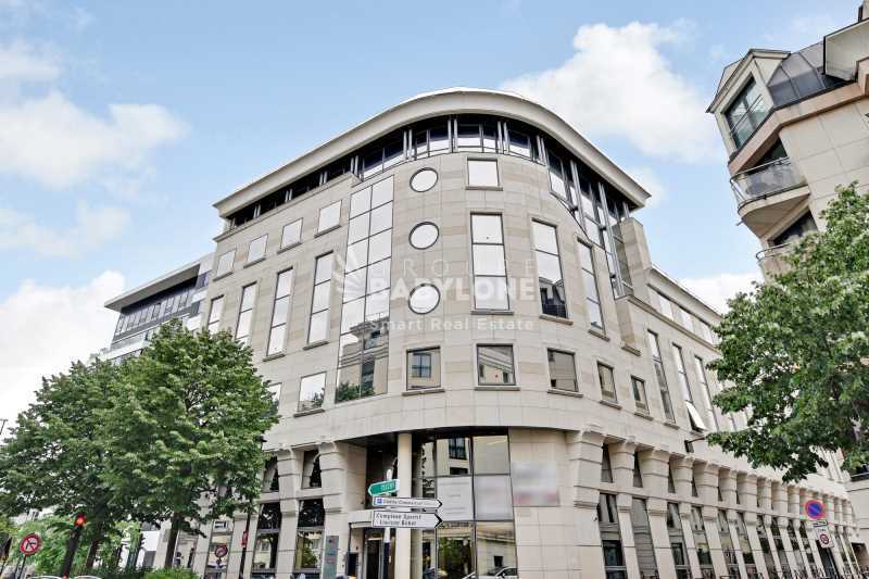Bureau dans Levallois-Perret à louer - Photo du bâtiment - Image 2 de 15