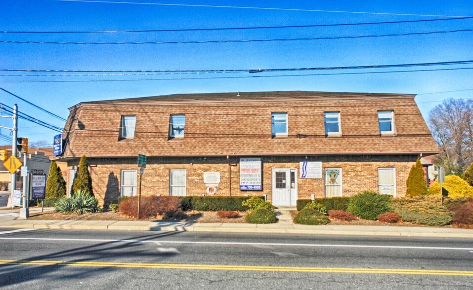425 Livingston St, Norwood, NJ for lease - Building Photo - Image 1 of 1
