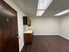 4625-4629 S Harvard Ave, Tulsa, OK for lease Interior Photo- Image 1 of 4