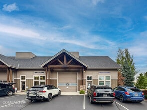 2797 NW Clearwater Dr, Bend, OR for lease Interior Photo- Image 1 of 5