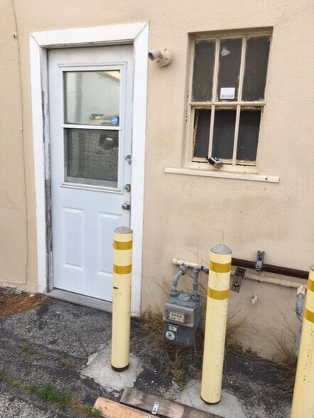 1201 S Pacific Coast Hwy, Redondo Beach, CA for lease - Building Photo - Image 3 of 12