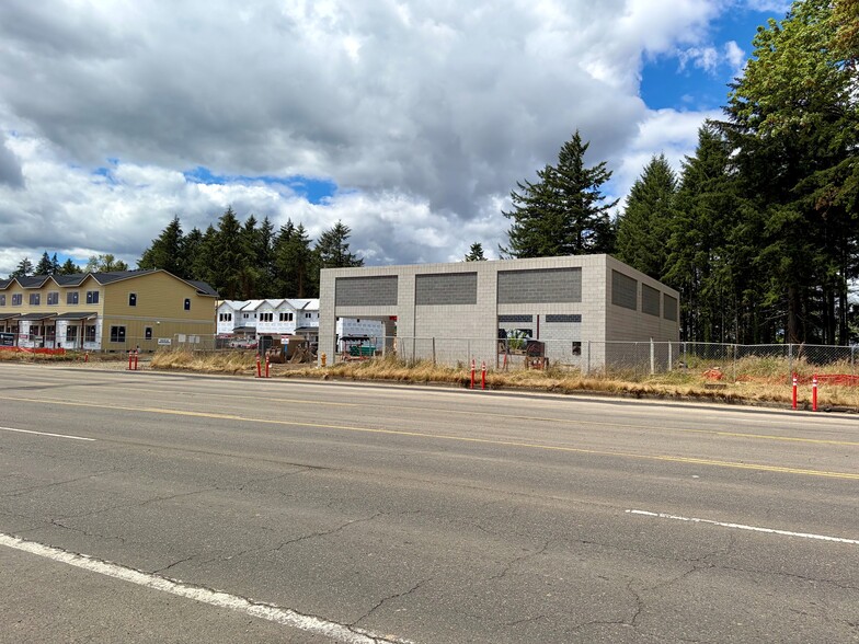 4981 Portland NE rd, Salem, OR for lease - Building Photo - Image 3 of 9