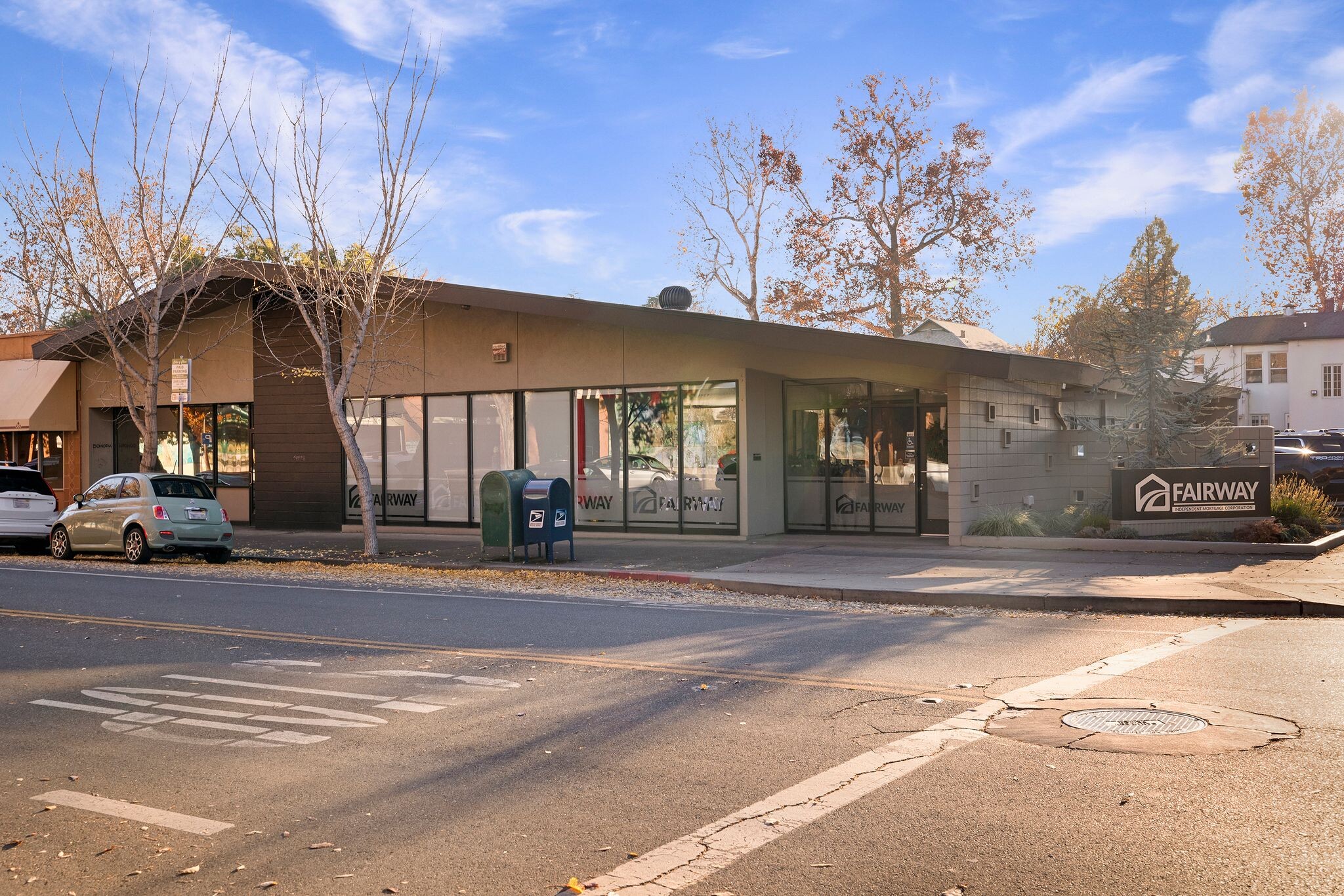 300-308 Salem St, Chico, CA à vendre Photo du bâtiment- Image 1 de 25