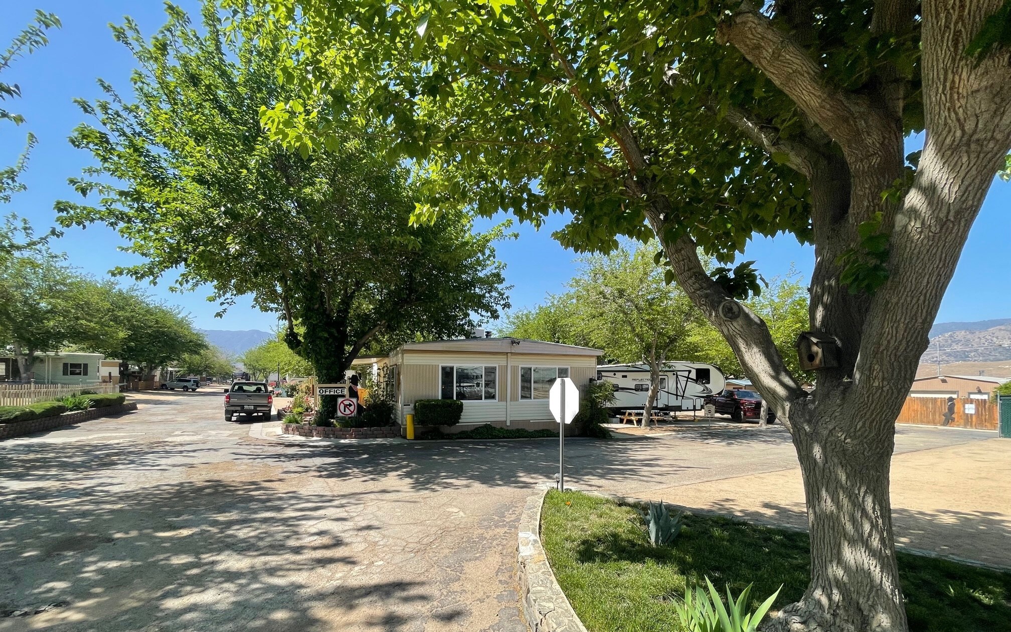 6950 Lake Isabella Blvd, Lake Isabella, CA for sale Primary Photo- Image 1 of 1