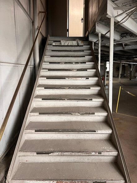 636 Third Ave, Dallas, TX for sale - Building Photo - Image 3 of 20