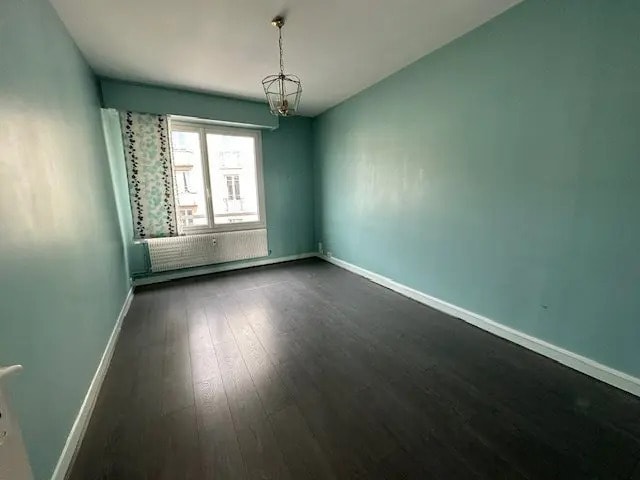 Office in Dijon for lease - Building Photo - Image 3 of 7