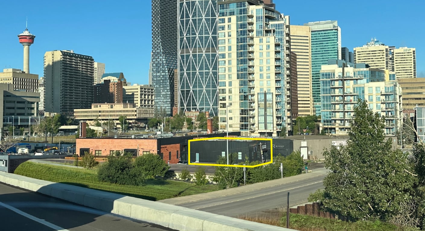 417 Riverfront Av SE, Calgary, AB à louer Photo du bâtiment- Image 1 de 23