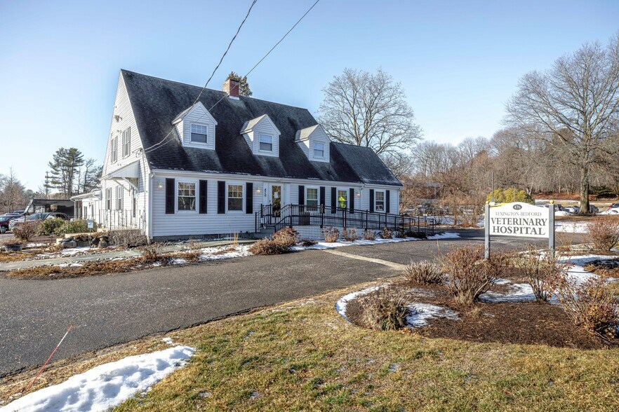 476 Bedford St, Lexington, MA à vendre - Photo principale - Image 1 de 5