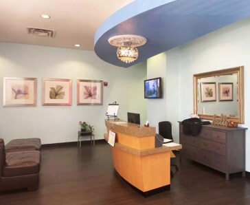 8617 W Union Hills Rd, Peoria, AZ 85382 - Unit 101 - - Interior Photo - Image 1 of 4