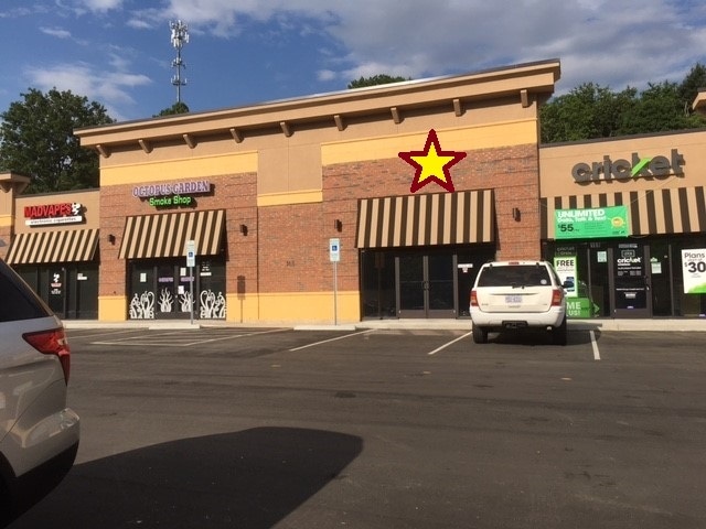 164-168 Tunnel Rd, Asheville, NC for lease - Building Photo - Image 3 of 4