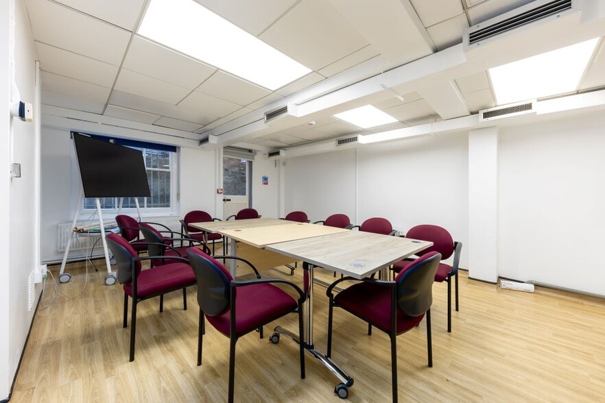 592-594 Holloway Rd, Londres à louer - Photo intérieure - Image 3 de 9