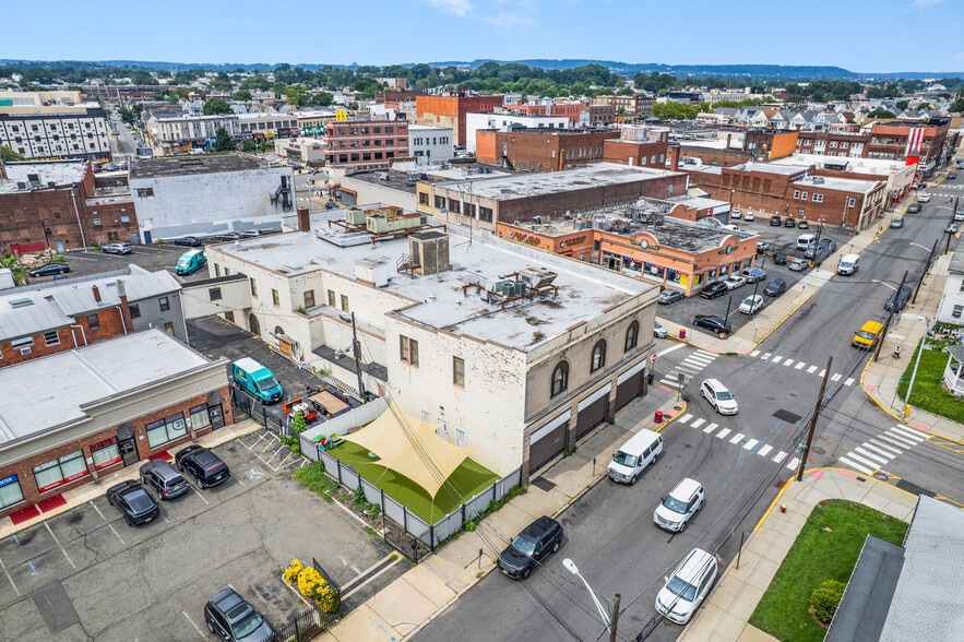 205 Madison St, Passaic, NJ for sale - Building Photo - Image 3 of 16