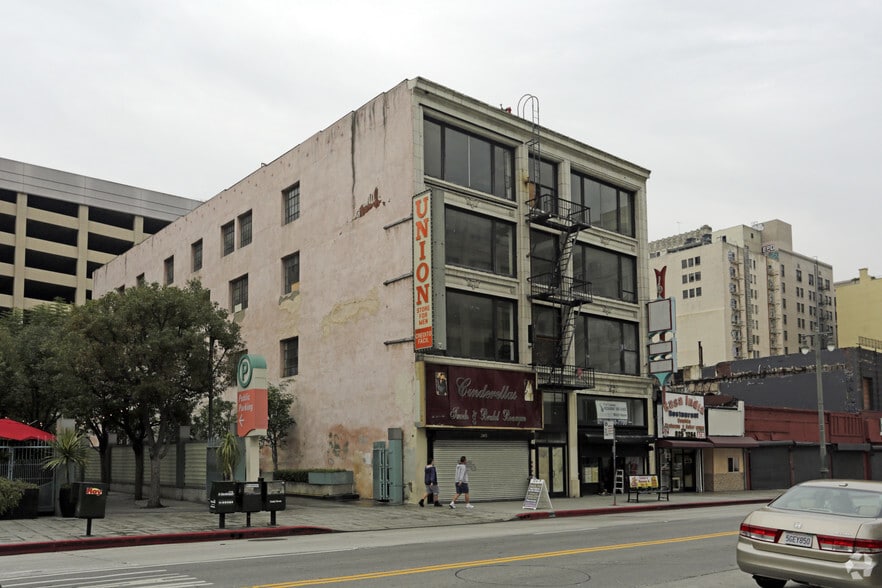 340 S Broadway, Los Angeles, CA à louer - Photo principale - Image 1 de 11