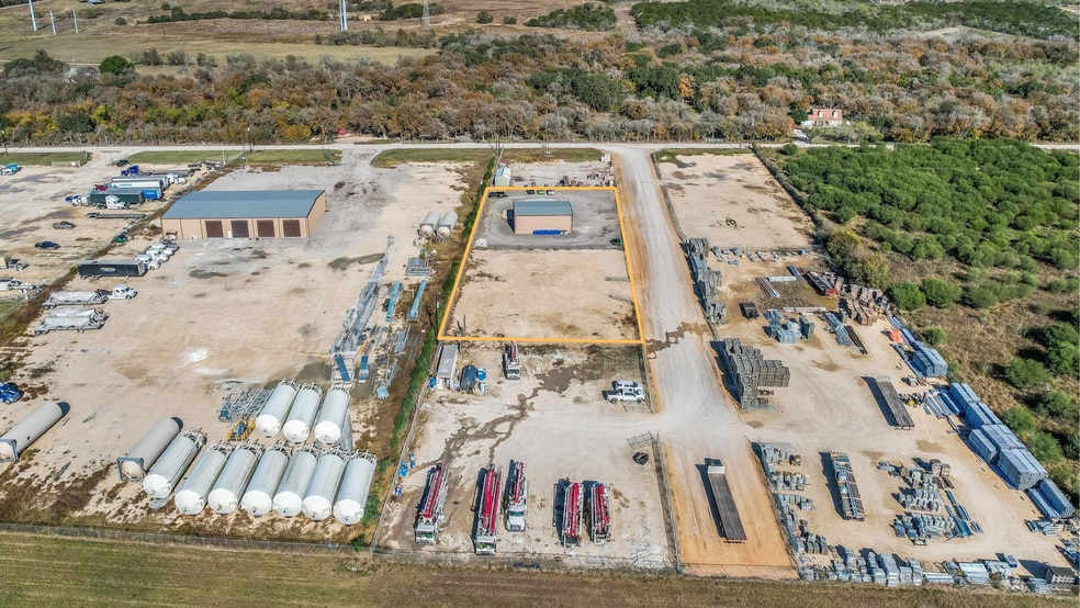 7412-7420 Buttrum Way, New Braunfels, TX for lease - Building Photo - Image 3 of 10