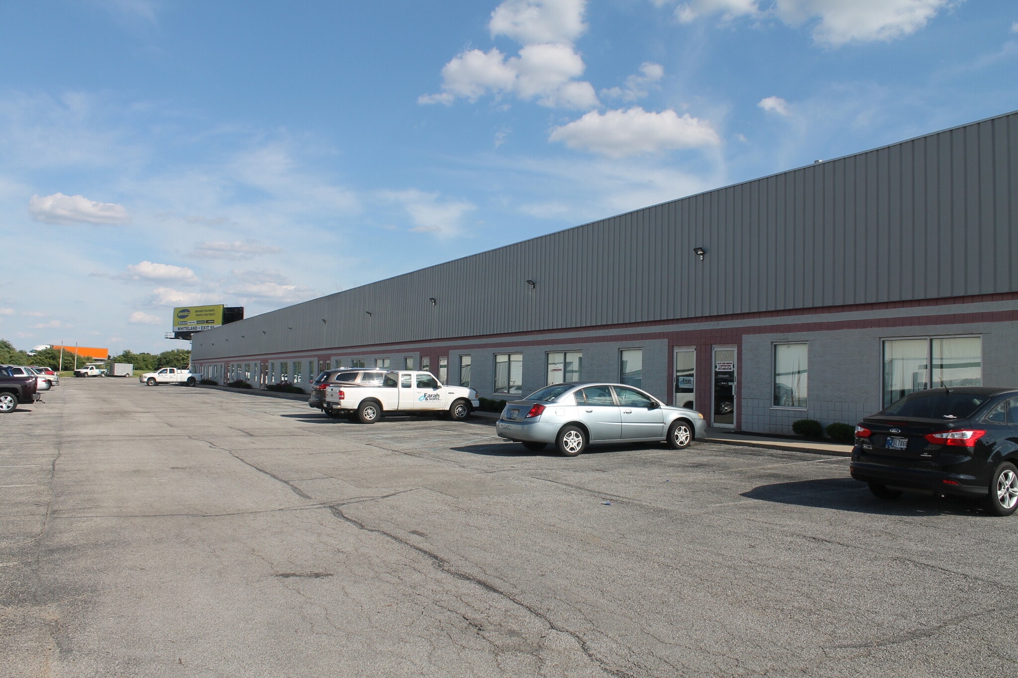 5333 Commerce Square Dr, Indianapolis, IN for lease Primary Photo- Image 1 of 7