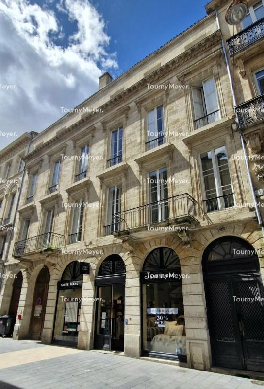 Bureau dans Bordeaux à louer Photo du bâtiment- Image 1 de 8
