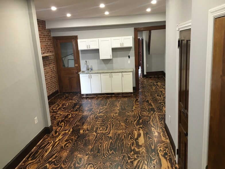 624 E Girard Ave, Philadelphia, PA for lease - Building Photo - Image 3 of 16