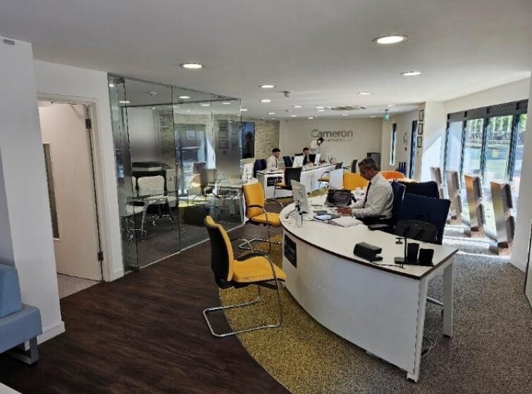 21-23 High St, West Drayton for sale - Interior Photo - Image 2 of 3