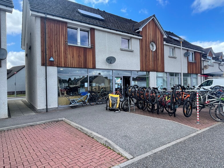 1-7 Granish Way, Aviemore à louer - Photo du bâtiment - Image 1 de 4