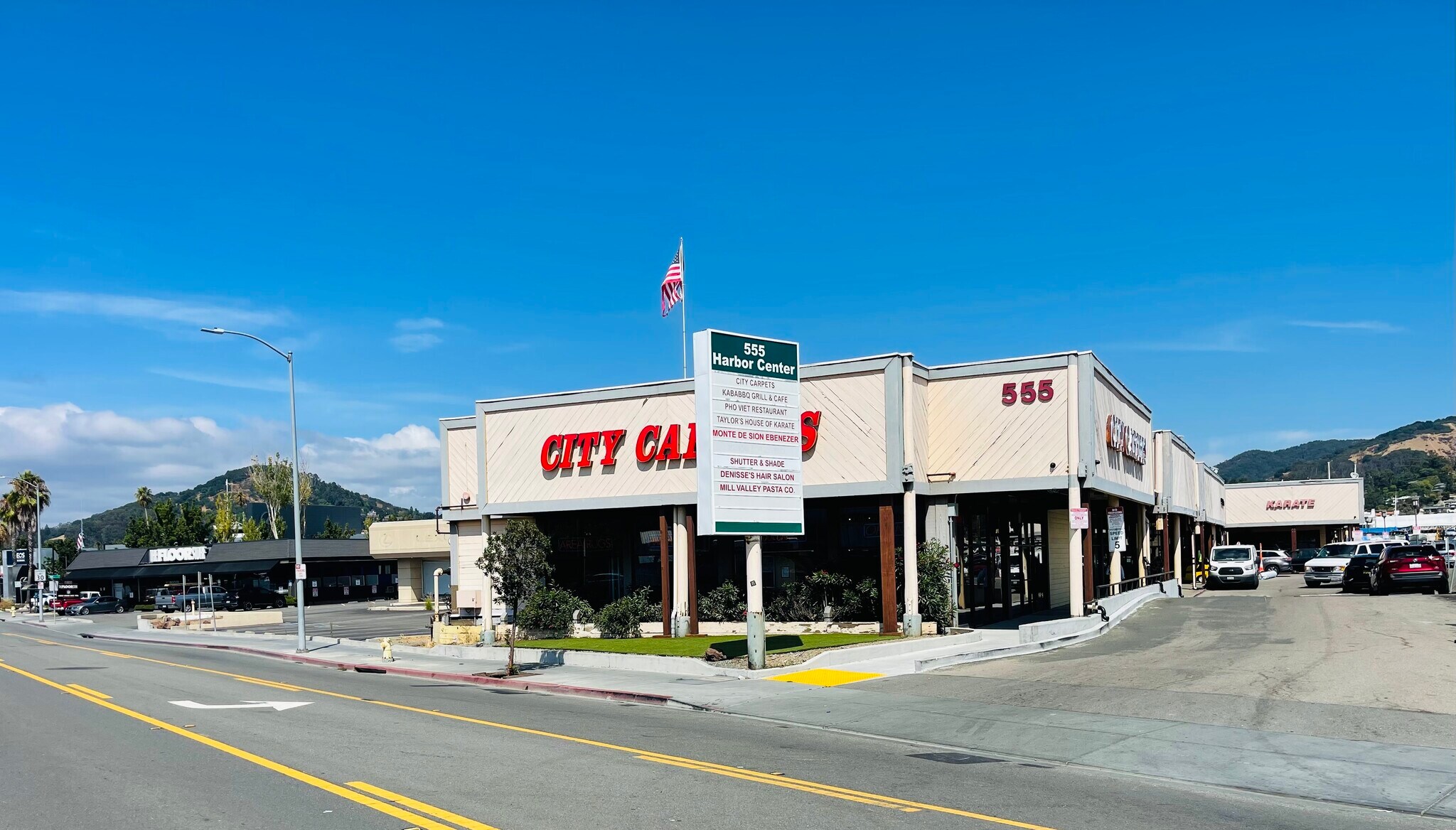 555 E Francisco Blvd, San Rafael, CA for lease Building Photo- Image 1 of 8