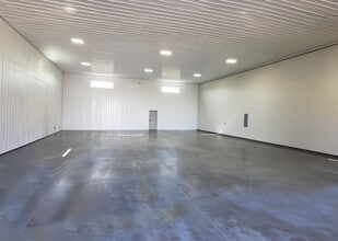 8310 Estates Pky, Plain City, OH for lease Interior Photo- Image 2 of 4