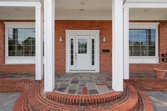 215 Washington Rd, Sayreville, NJ for lease Interior Photo- Image 2 of 41