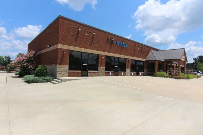 More details for 1736 E Spring St, Cookeville, TN - Office for Lease