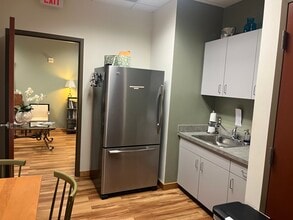 7001 Heritage Village Plz, Gainesville, VA for lease Interior Photo- Image 2 of 6