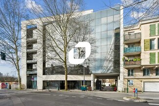 Plus de détails pour Bureau, Local d'activités à louer