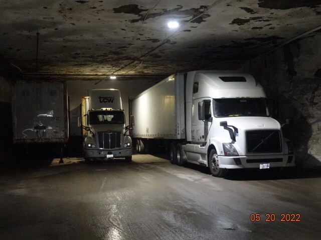 1055 Starks Rd, Cumberland Furnace, TN à louer - Photo intérieure - Image 2 de 10