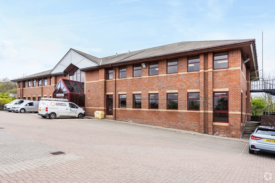 St Catherines Ct, Sunderland for sale - Building Photo - Image 2 of 2