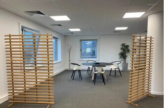 2 Place Des Vosges, Courbevoie à louer Photo intérieure- Image 1 de 8