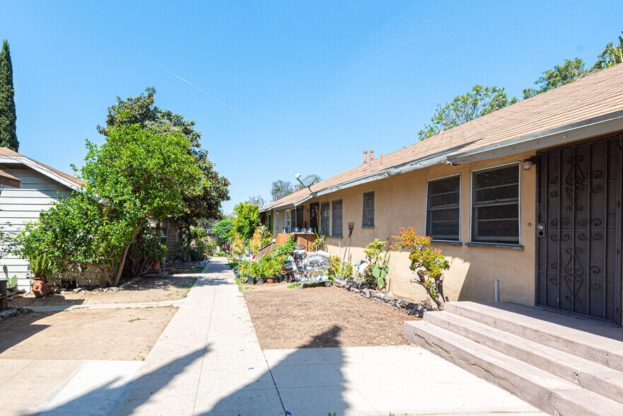 1303-1315 Laveta Ter, Los Angeles, CA à vendre - Photo du bâtiment - Image 3 de 15