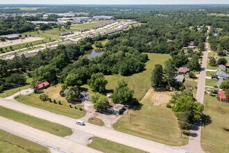 2600 Arlington St, Ada, OK - AERIAL  map view - Image1