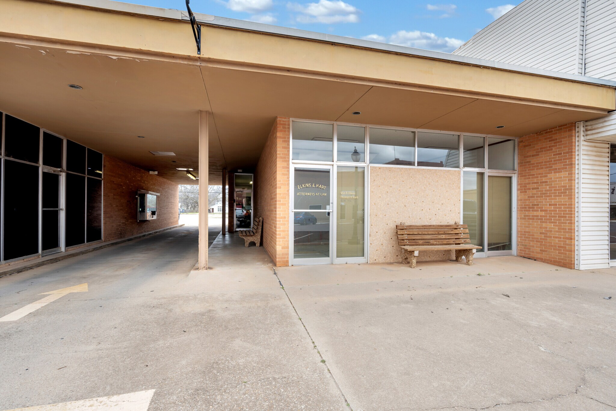 308-310 S Main St, Lindsay, OK à vendre Photo principale- Image 1 de 1