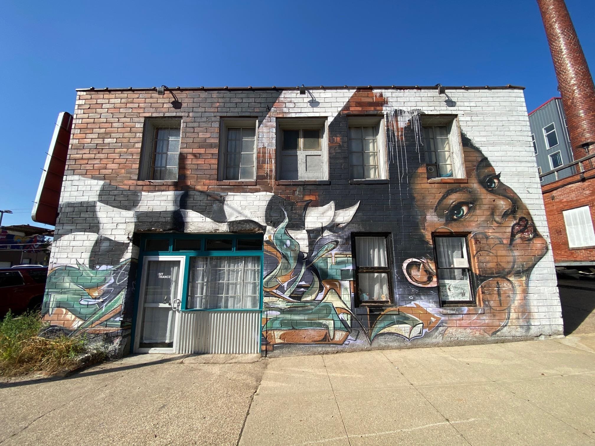 653 White St, Dubuque, IA for sale Primary Photo- Image 1 of 25