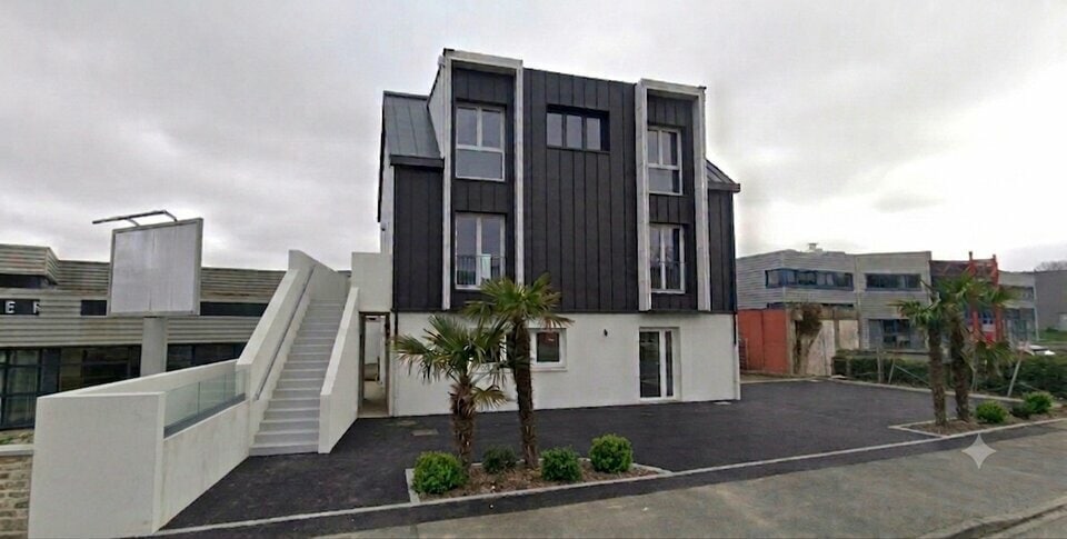 Office in Quimper for lease - Building Photo - Image 1 of 2