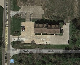 291 N Cleveland Massillon Rd, Akron, OH - AERIAL  map view
