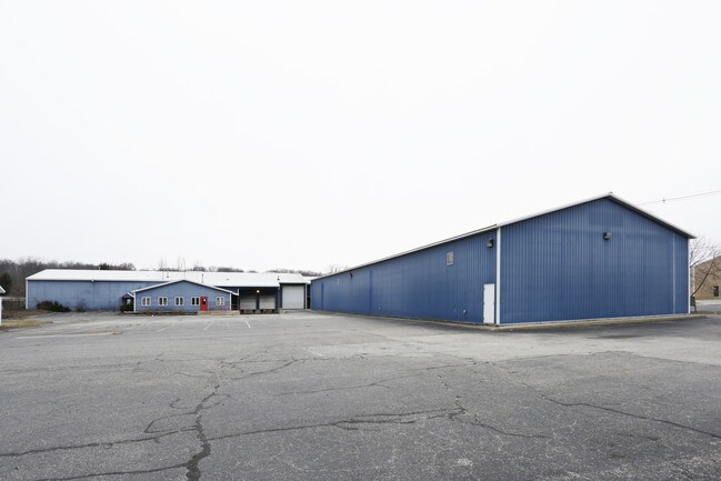 Plus de détails pour 2335 W Main St, Lowell, MI - Industriel à vendre