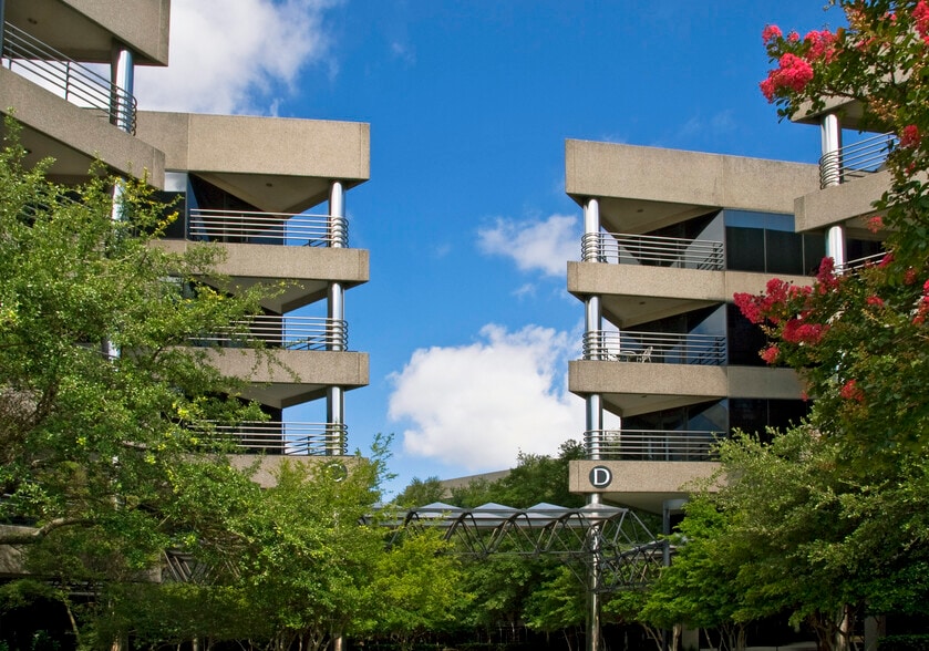 11044 Research Blvd, Austin, TX for lease - Building Photo - Image 2 of 12