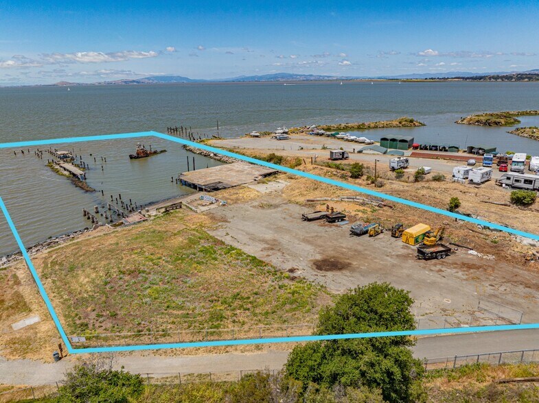 1 Pacific Ave, Rodeo, CA à vendre - Photo du bâtiment - Image 2 de 19