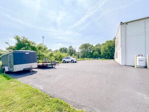 406 E Pennsylvania Blvd, Feasterville Trevose, PA for lease Interior Photo- Image 2 of 6