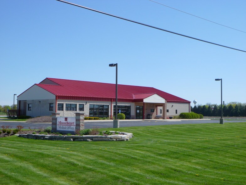 37W002 S Mooseheart Rd, Mooseheart, IL à louer - Photo du bâtiment - Image 3 de 7
