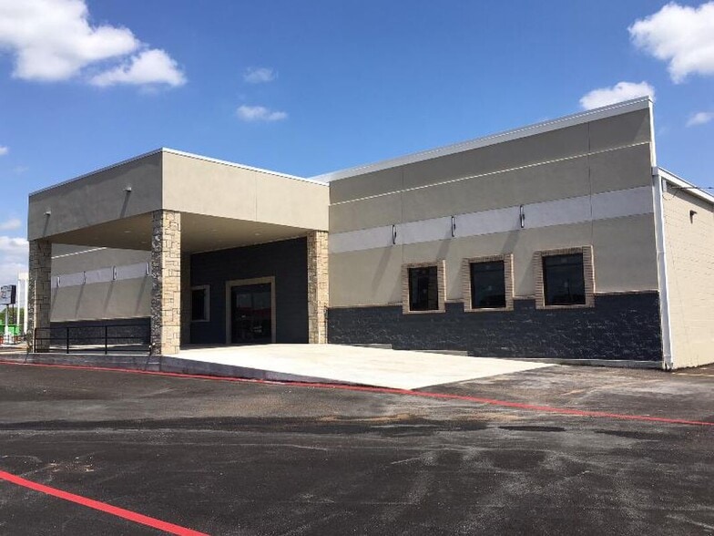 3708-3722 E Rosedale St, Fort Worth, TX for sale - Building Photo - Image 2 of 9