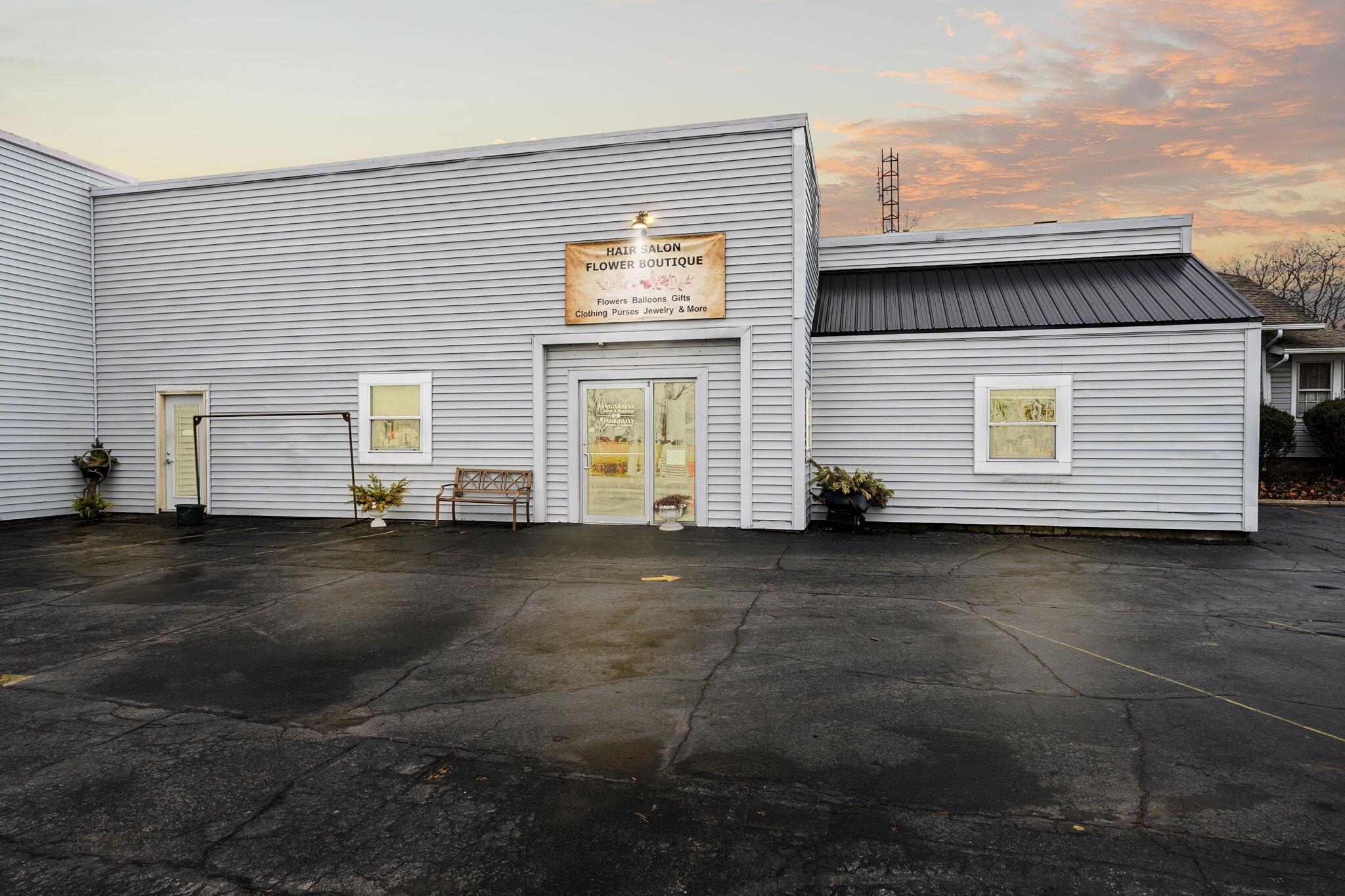 105 N Main St, Geneva, IN for sale Building Photo- Image 1 of 36