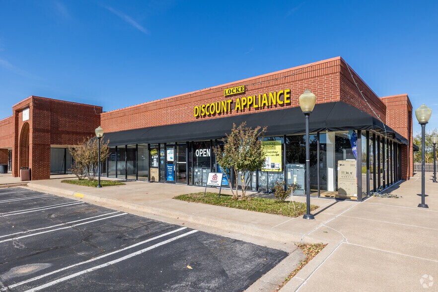 351 N Air Depot Blvd, Midwest City, OK à louer - Photo du bâtiment - Image 3 de 19