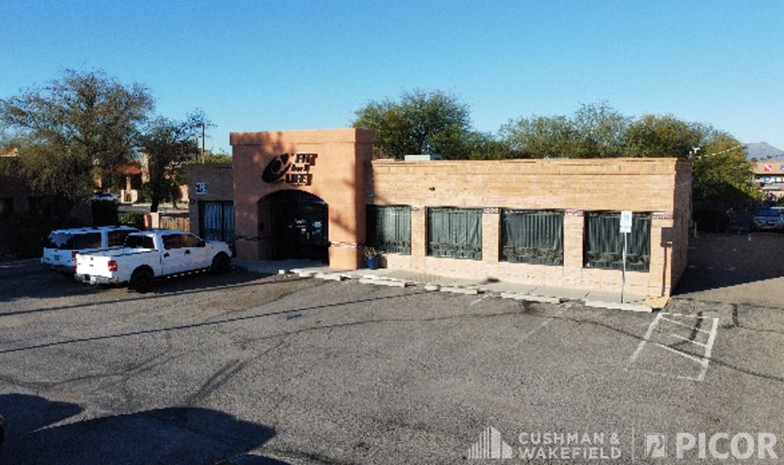 3525 N Campbell Ave, Tucson, AZ for lease - Building Photo - Image 1 of 5